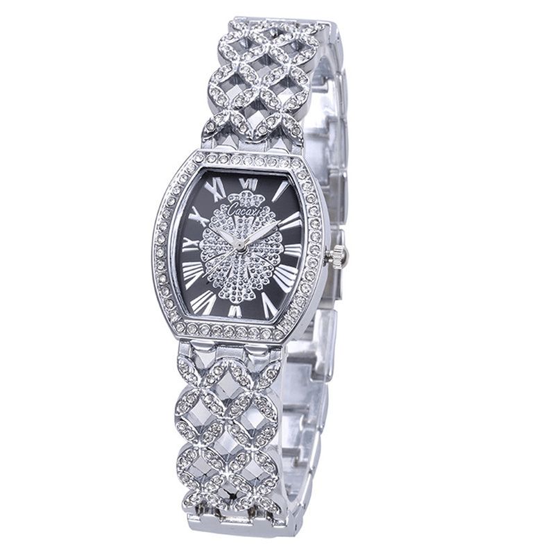 Cacaxi A131 Fashion Light Luxury Hollow Diamond Kvartsklokke