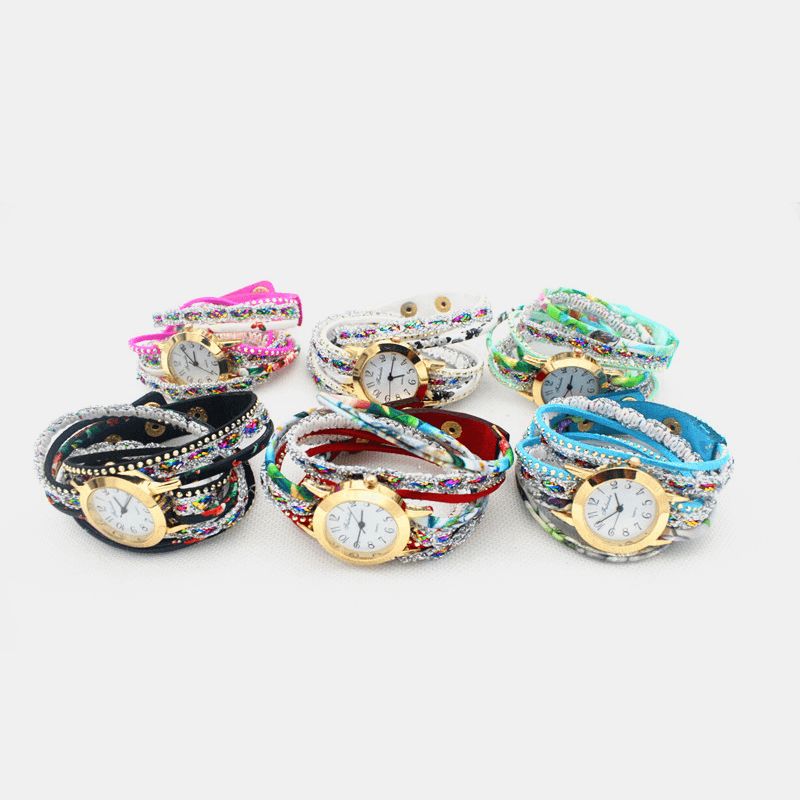 Deffrun Vintage Fargerik Utskrift Kvinner Armbånd Watch Multi-Layer Metal Rhinestone Pu Kvartsklokke