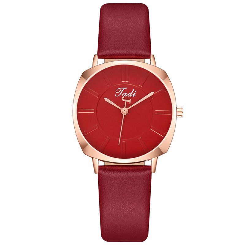 Enkel Elegant Trendy Dame Armbåndsur Rose Gull Legering Case Leather Band Kvinne Quartz Klokker