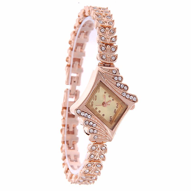 Mote Dame Kjole Se Diamond Shape Crystal Leaf Kvinner Armbånd Kvartsklokke