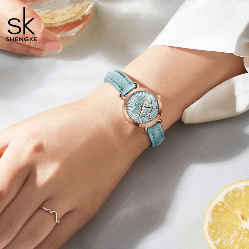 Shengke K0148 Fashion Leather Band Watch Casual Dial Elegant Dame Kvartsklokke