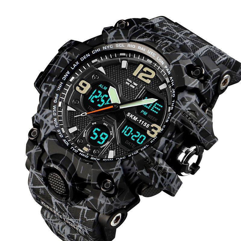 Skmei 1155B Militær Kamuflasje Vanntett Multi-Function Outdoor Dual Digital Watch