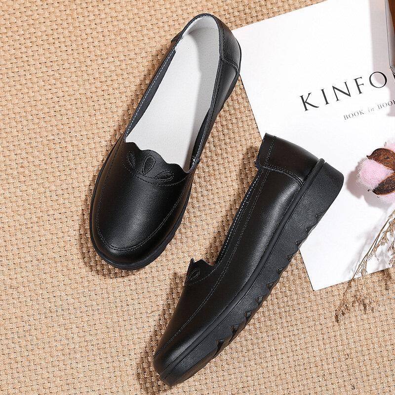 Kvinner Daglig Rund Toe Myk Ensfarge Flat Loafers Sko